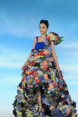 组图：张韶涵MV曝花絮 变身雪后与花仙子