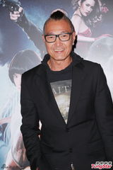 组图： 钱小豪元华捧场《冬荫功英雄》