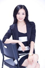 组图：陶昕然最新写真清新自然