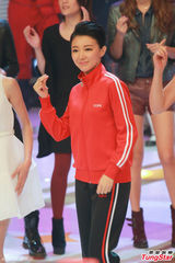 组图：赌王数百万支持太太 何超莲吴克羣献艺