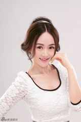 组图：张定涵写真曝光  端庄清丽显御姐气质