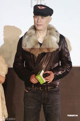 组图：《新西游记》师徒齐亮相 张纪中称净赚一亿