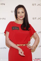 组图：陈茵媺不习惯被喊陈太 王馨平将出新唱片