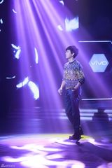 组图：陈晓东15年后再上快本 与谢娜飙复古舞步