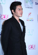 组图：韩星郑俊浩的婚礼 张东健等众韩星出席力捧