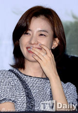 组图：《监视者》试映会 郑雨盛(郑宇成)西装帅气亮相