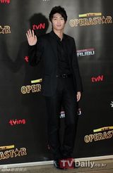 组图：韩星朴志胤Dana等盛装出演TVN台节目