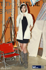 组图：SS501朴政玟全慧彬出席某服饰新品发布会