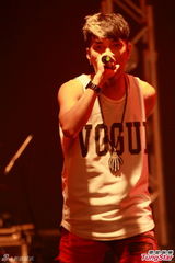 组图：MP魔幻力量香港开唱 赞当地女生有魅力