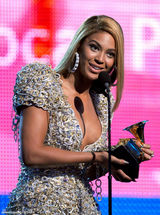 高清组图：第52届格莱美现场 碧昂斯众望所归得大奖