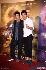 组图：周杰伦《天台》邀曾志伟纳豆柯有伦宣传