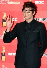 高清图：元彬等出席第8届大韩民国电影大奖颁奖礼