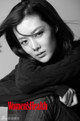 组图：车晓最新黑白写真 清新自然独有气质