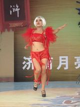 组图：《闯关》上演红色风暴 别样国庆别样红