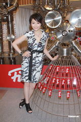 组图：汤盈盈与钱嘉乐无芥蒂 郑希怡纹身代表家人