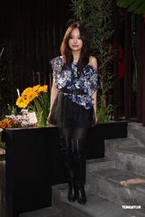 组图：爱纱Makiyo出席新店开幕式呼吁民众赈灾