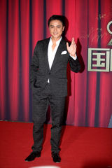 组图：国剧盛典星光璀璨 林心如优雅文章夫妇亮相