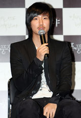 高清图：《暴风前夜》发布会 金南吉等出席