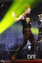 组图：INFINITE首尔举办世界巡回演唱会