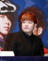 高清组图：Super Junior发新专辑 10成员穿正装亮相