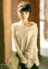 组图：方安娜最新冬日写真 幸福微笑温暖寒冷严冬