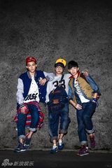 组图：快男全国巡演开唱在即 三强时尚大片曝光