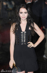 组图：《绑架》伦敦首映 泰勒-洛特纳拥丽莉亮相