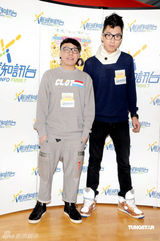 组图：钟嘉欣亮相抗毒行动 美少女厨神现身呼吁