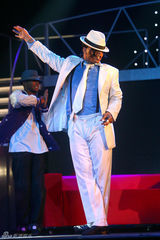 高清图：《颤栗现场》北京上演 演绎杰克逊经典