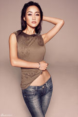 高清图：赵子琪热辣转型湿身诱惑 摩登女兵全新登场