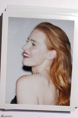 组图：金球奖后台大头照 获奖者卖萌开心留影