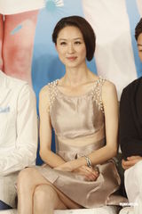 组图：张翰称新欢是小狗 与郑爽是朋友关系