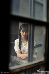 组图：武大女神微博走红 清新甜美运动风