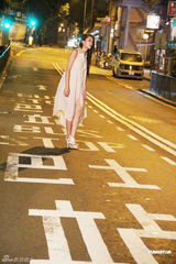 组图：许志安为新歌《心照不宣》拍MV