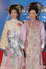 组图：邓萃雯陈豪领衔《金枝2》古装亮相推介