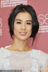 组图：《白蛇》记者会 主演李连杰黄圣依阿Sa(蔡卓妍)聚首