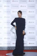 独家高清：群星闪耀大钟奖红毯 俊男靓女秒菲林