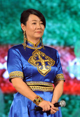 高清图：《山楂树之恋》首映 萨日娜追溯纯真年代