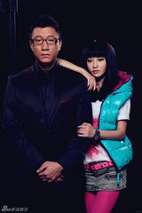 组图：《男人帮》姚笛露面 演绎单纯“怪”女孩