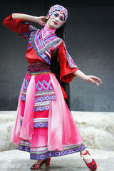 组图：《山水间》桂林公演 16名男旦成最大亮点