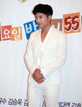 组图：金在中主演电视剧《守护BOSS》发布会