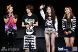 组图：韩团f(x)EXO-M等亮相上海K-POP音乐演唱会