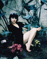 幻灯图集：布里坦妮墨菲香消玉损 生前倩影百张 