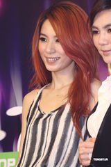 组图：柯震东萧亚轩同场不同台 蔡依林恐吓媒体