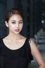 组图：《恋夏》亮相海峡影视季 吴映洁等走红毯