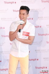 组图：吴千语否认美国秘婚 透露成功融入林家