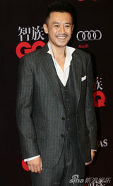 组图：众星闪耀GQ 曹国伟被评年度国际影响力人物
