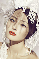 组图：张嘉倪惊艳大片气势夺人 美傲明媚谁懂女人心