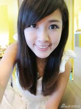 组图：张茆最新50张妩媚靓照 清纯白裙楚楚动人