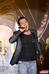 组图:《特殊身份》首映 甄子丹力拼《金刚狼2》